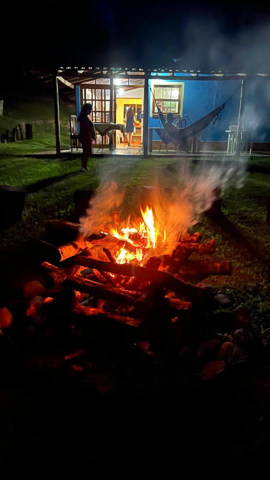 Pousada Camping E Restaurante Vila Dos Arcanjos Бокайна-ди-Минас Экстерьер фото