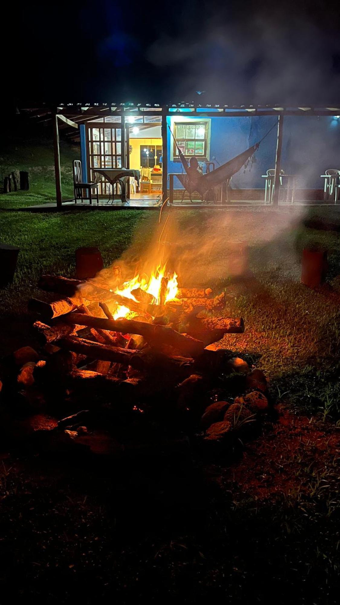 Pousada Camping E Restaurante Vila Dos Arcanjos Бокайна-ди-Минас Экстерьер фото